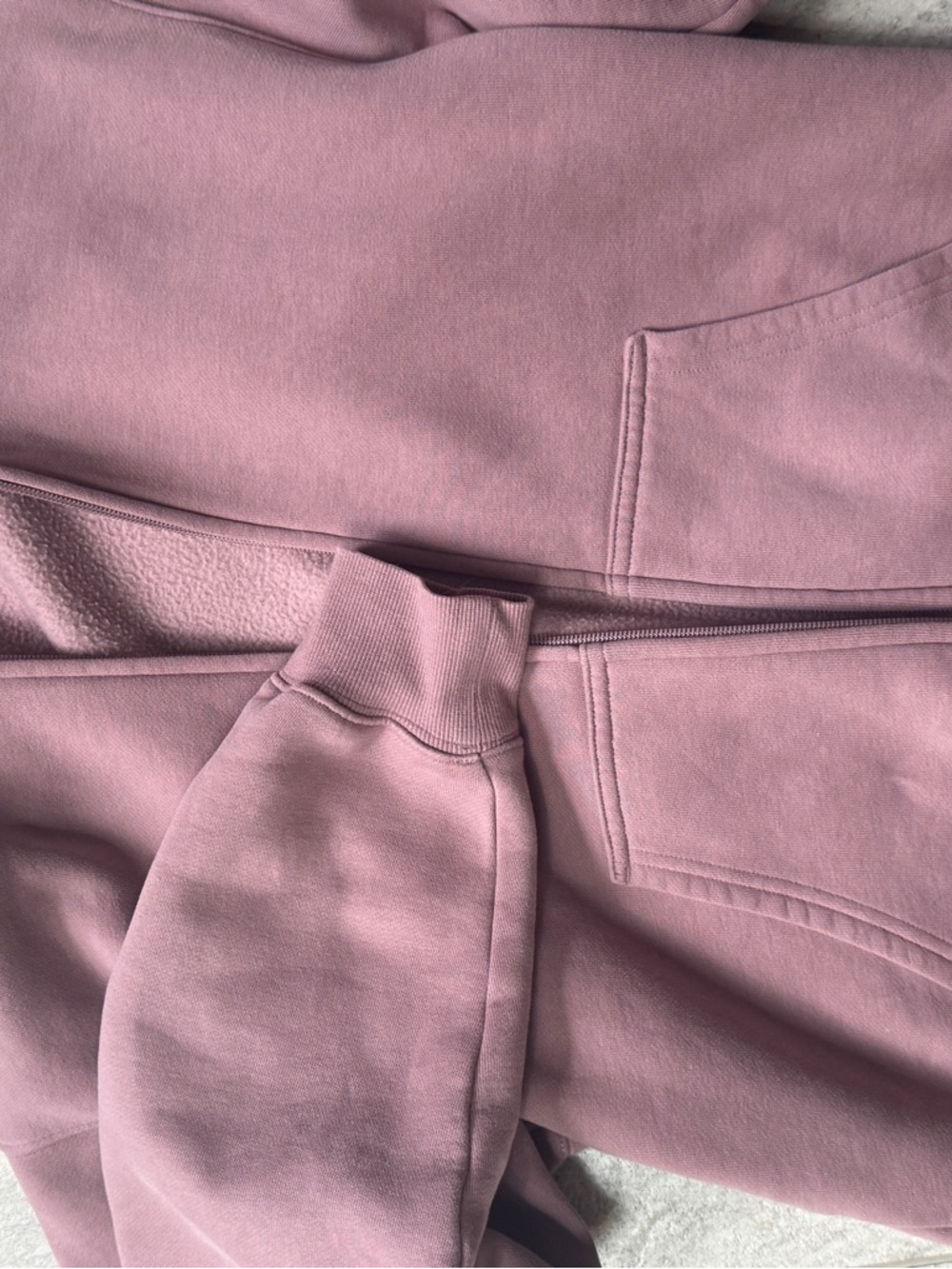 Aritzia Zip-Up Hoodie - Claremont
